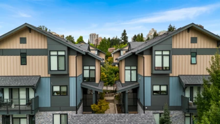 Outdoor Patio Photo of 106 7131 17th Avenue, Burnaby, BC
