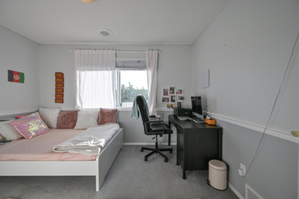 Basement Recreation Room Photo of 32948 10 Avenue, Mission, BC