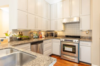 Kitchen Photo of 4393 Puget Drive, Vancouver, BC