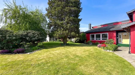 Hot Tub / Spa Photo of 4683 54 Street, Delta, BC
