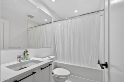 Powder Room Photo of 44 3552 Victoria Drive, Coquitlam, BC
