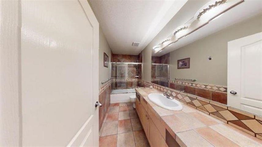 Basement Recreation Room Photo of 467 W Kings Road, North Vancouver, BC