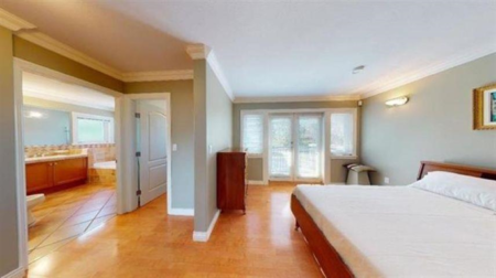 Guest Bathroom Photo of 467 W Kings Road, North Vancouver, BC