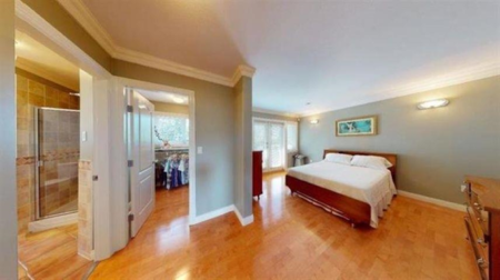 Powder Room Photo of 467 W Kings Road, North Vancouver, BC