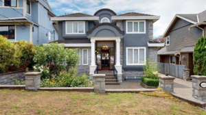 467 W Kings Road, North Vancouver, BC