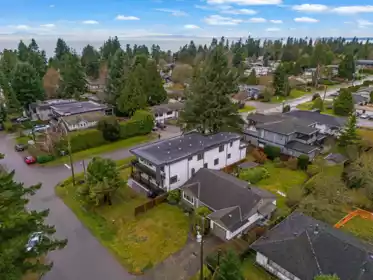 Community Amenities Photo (Clubhouse) of 13915 Blackburn Avenue, White Rock, BC