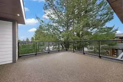 Hot Tub / Spa Photo of 13915 Blackburn Avenue, White Rock, BC