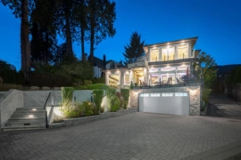 2567 Lawson Avenue, West Vancouver, BC