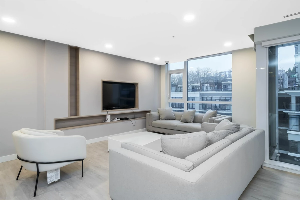 Front Yard Photo of 2606 618 Carnarvon Street, New Westminster, BC