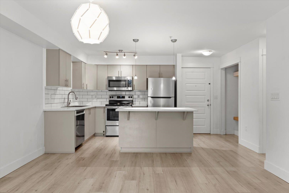 Bedroom 3 Photo of 223 2515 Park Drive, Abbotsford, BC