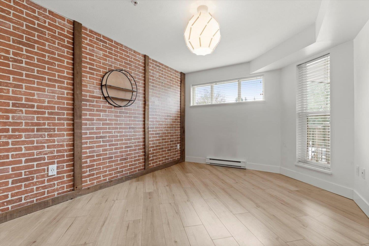 Laundry Room Photo of 223 2515 Park Drive, Abbotsford, BC