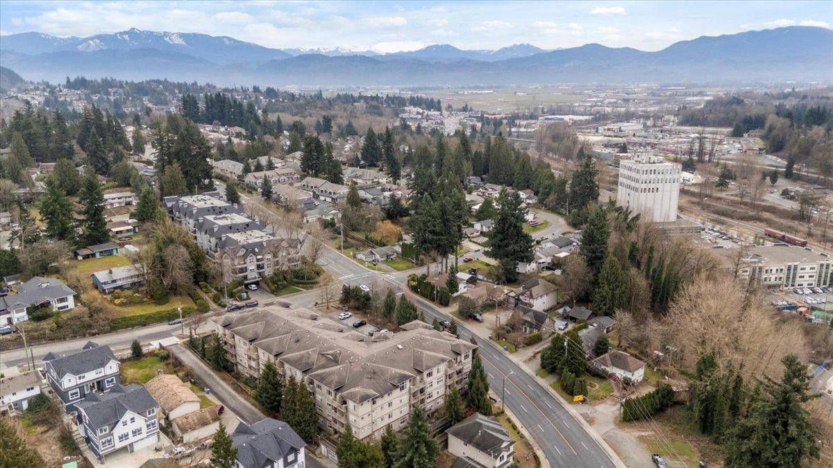 Outdoor Kitchen Photo of 223 2515 Park Drive, Abbotsford, BC
