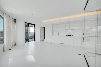 2008 1033 Nelson Street, Vancouver, BC