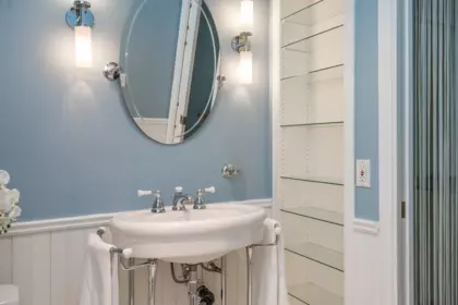 Powder Room Photo of 305 4728 53 Street, Delta, BC