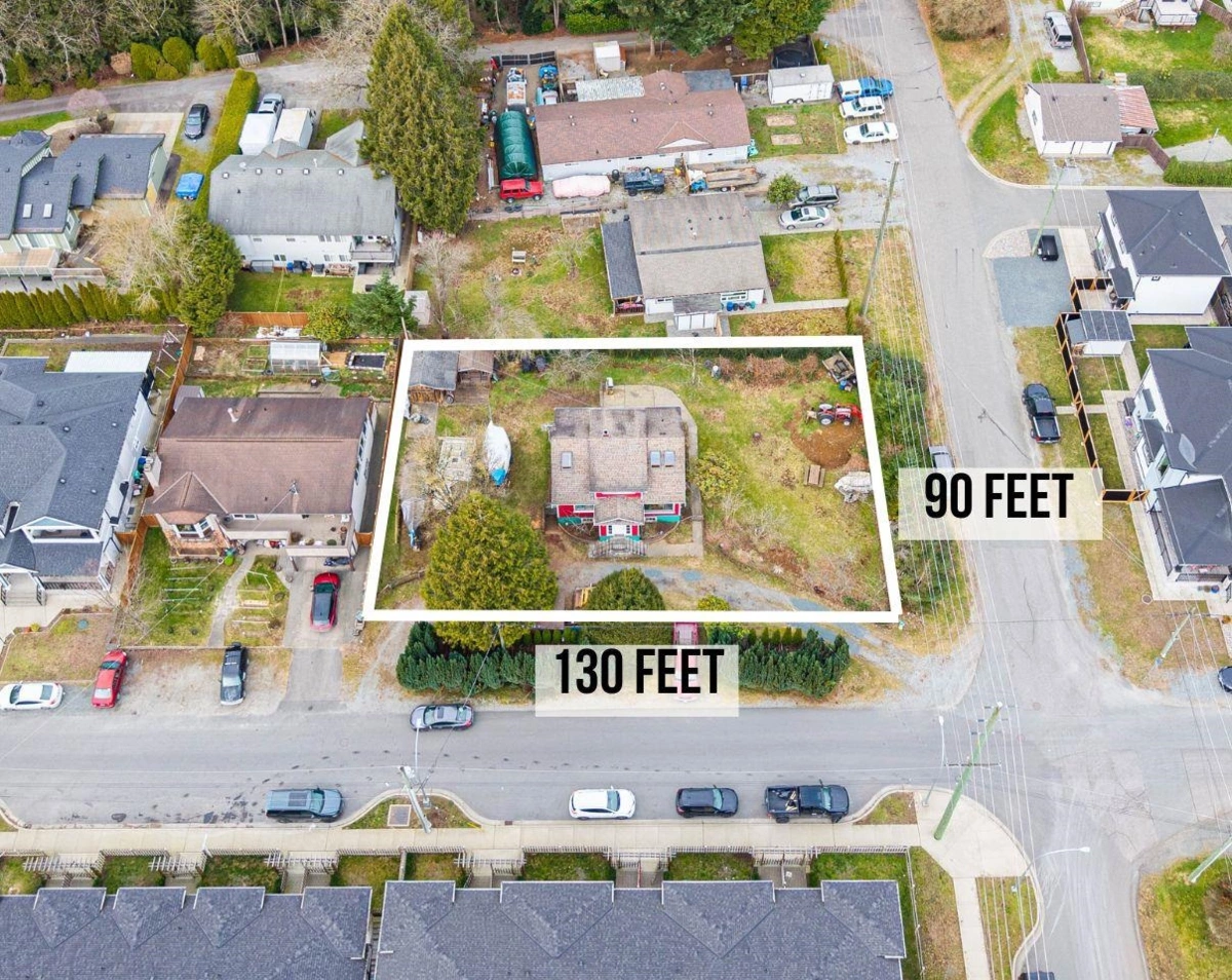 Exterior Front Photo of 32789 4 Avenue, Mission, BC
