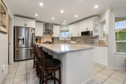 6792 Henry Street, Chilliwack, BC, Chilliwack — Single Family Residence for sale