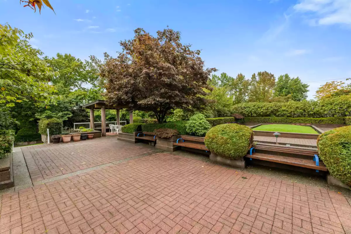 Staircase Photo of 801 11910 80 Avenue, Delta, BC