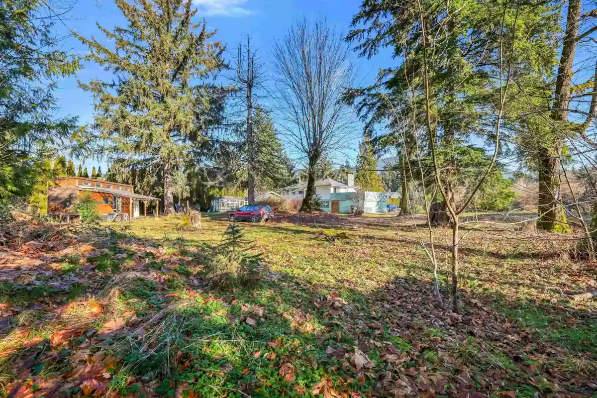 Kitchen Photo of 40127 Kalodon Road, Squamish, BC