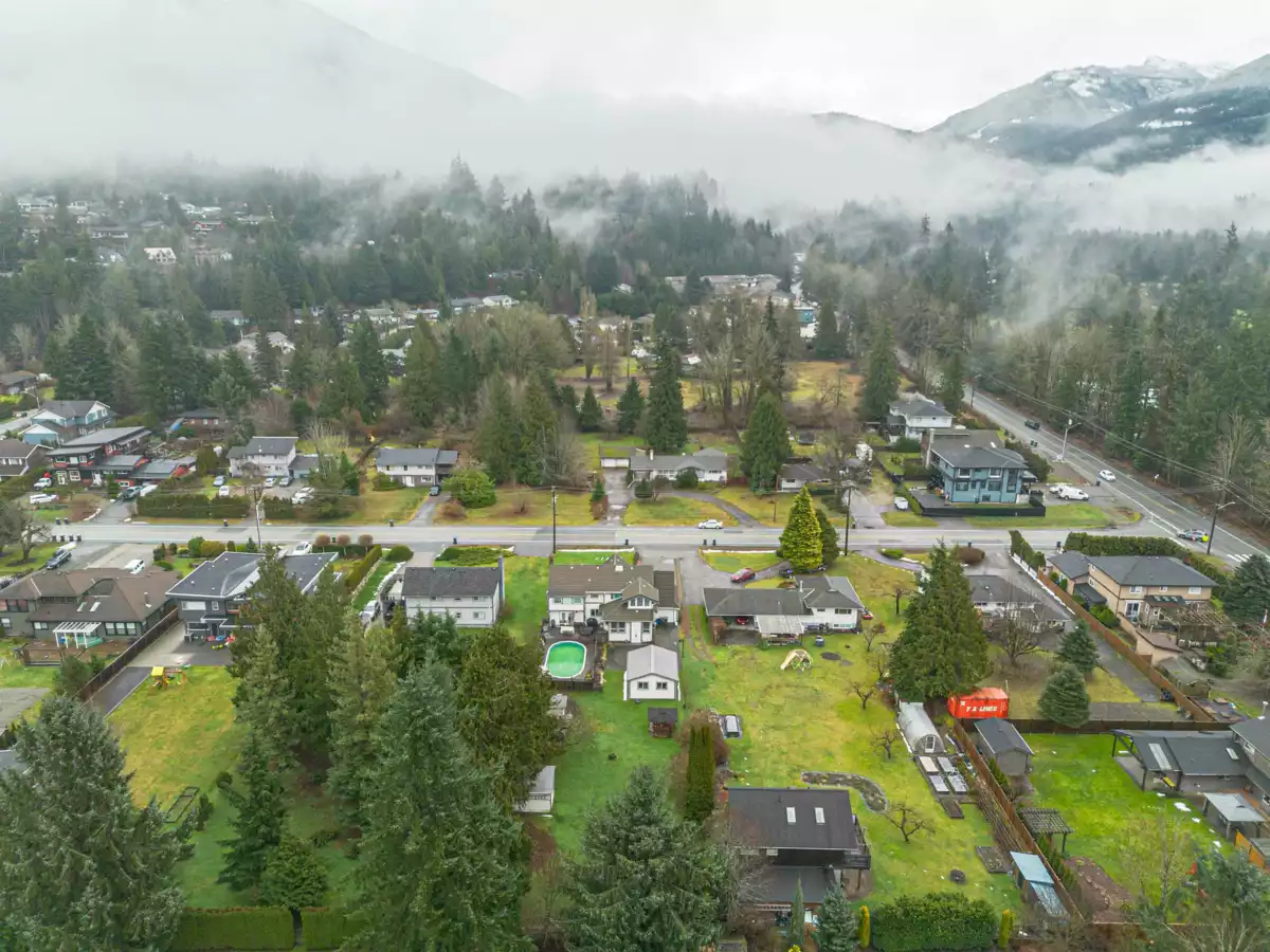 Primary Bedroom Photo of 40127 Kalodon Road, Squamish, BC