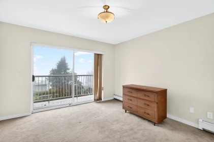 Hot Tub / Spa Photo of 291 N Springer Avenue, Burnaby, BC