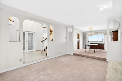 Mudroom Photo of 291 N Springer Avenue, Burnaby, BC