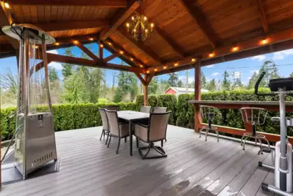 Family Room Photo of 2147 216 Street, Langley, BC