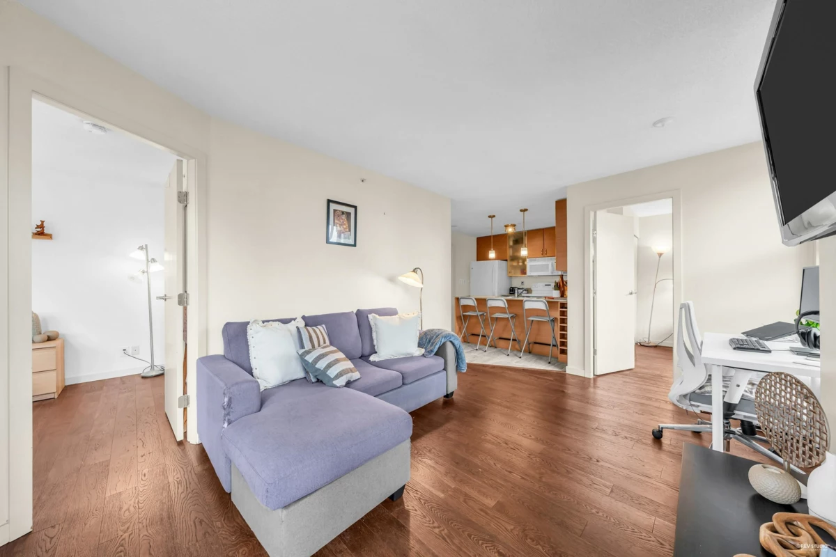 Living Room Photo of 1001 928 Homer Street, Vancouver, BC