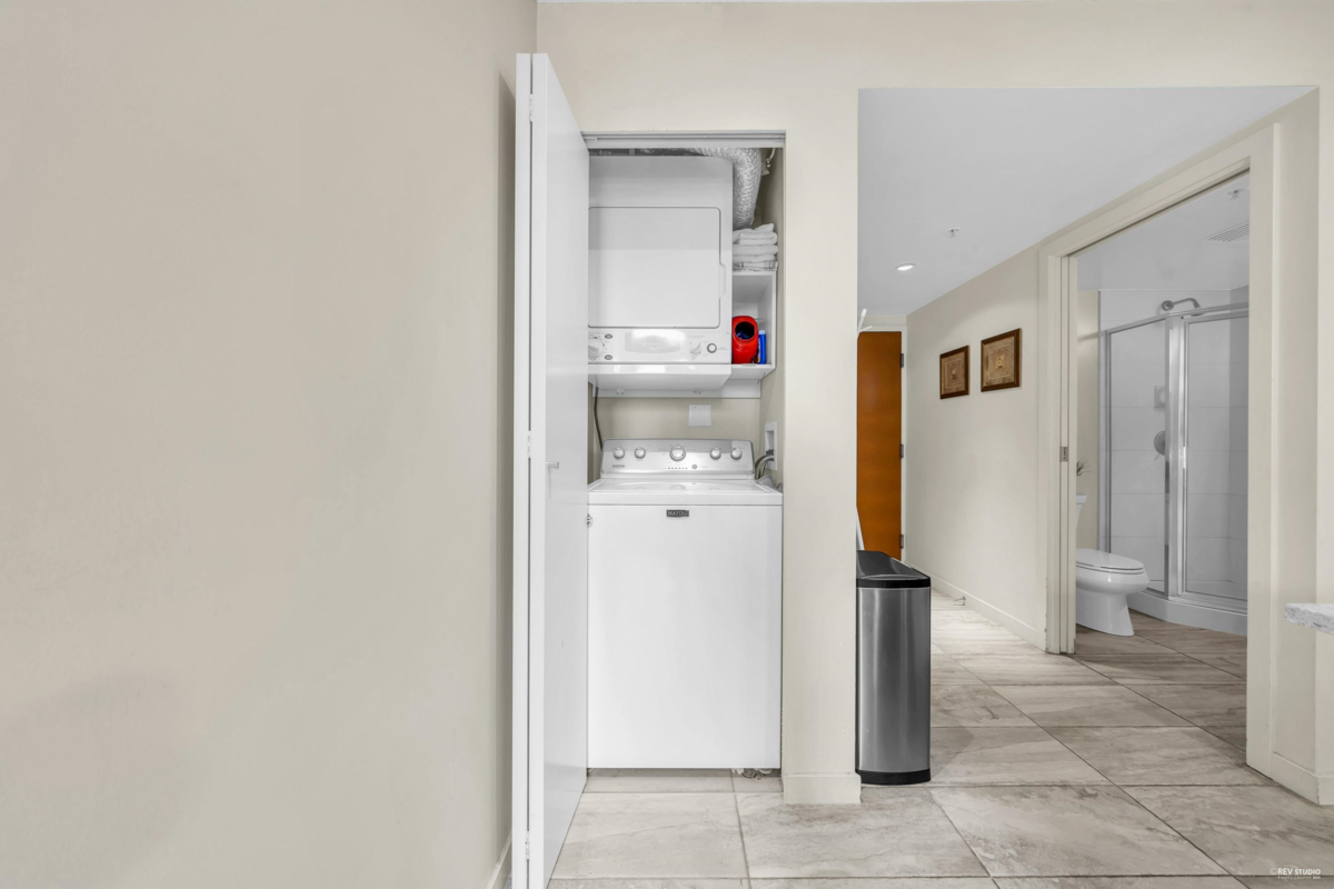 Primary Bedroom Photo of 1001 928 Homer Street, Vancouver, BC