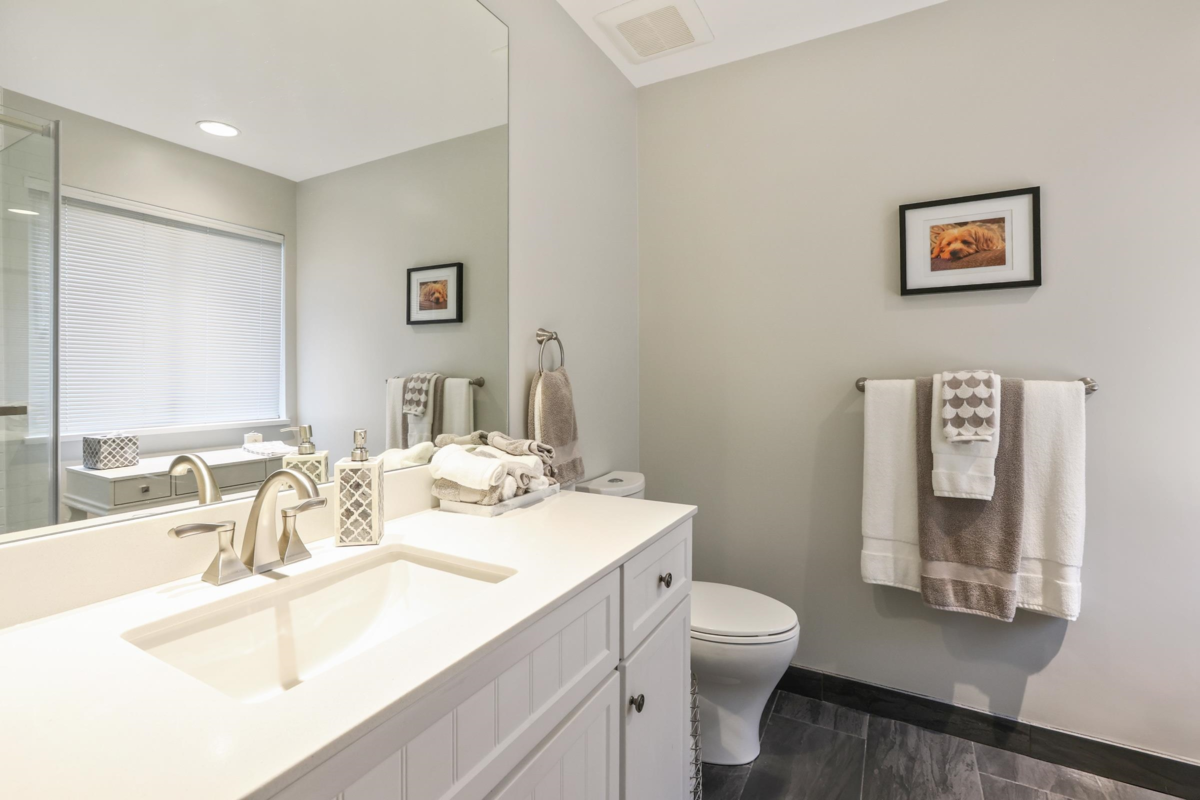 Bedroom 3 Photo of 1076 Clements Avenue, North Vancouver, BC