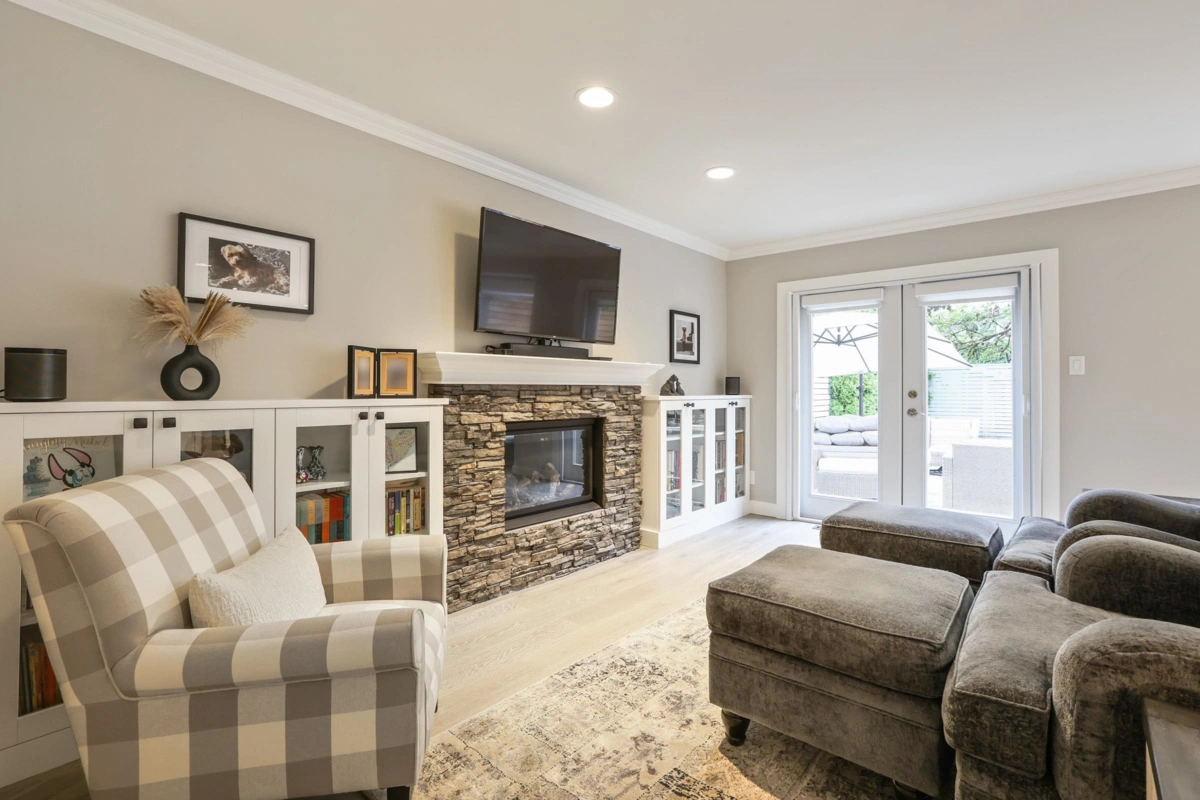 Kitchen Photo of 1076 Clements Avenue, North Vancouver, BC
