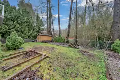 Hot Tub / Spa Photo of 14306 77a Avenue, Surrey, BC