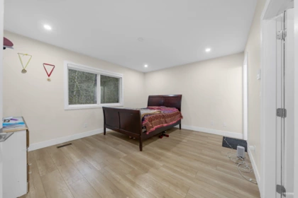 Walk-In Closet Photo of 14306 77a Avenue, Surrey, BC