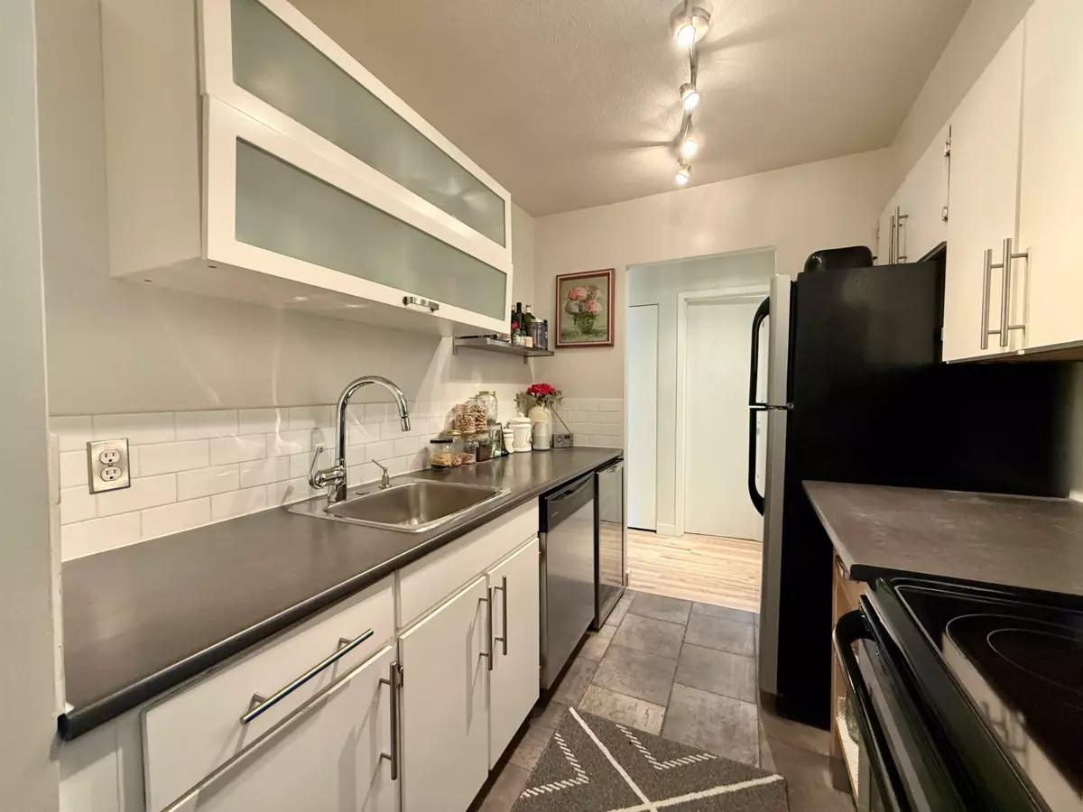 Bedroom 2 Photo of 302 9320 Parksville Drive, Richmond, BC