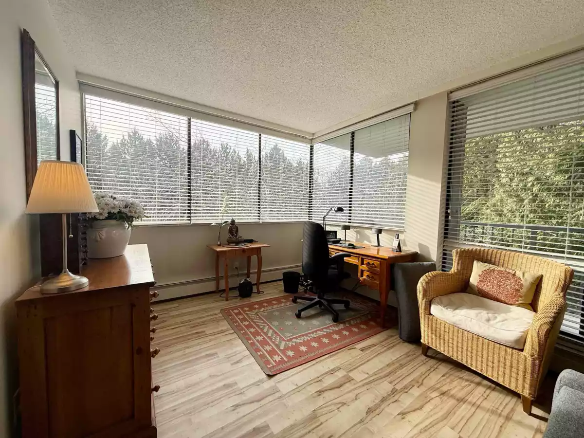 Kitchen Photo of 302 9320 Parksville Drive, Richmond, BC