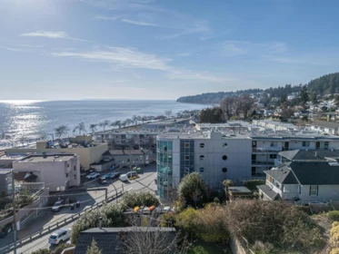 Office / Den Photo of 202 14955 Victoria Avenue, White Rock, BC