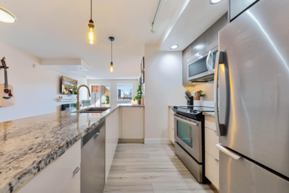 Pantry Photo of 202 14955 Victoria Avenue, White Rock, BC