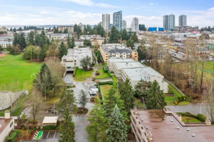 Backyard Photo of 112 15272 20 Avenue, Surrey, BC