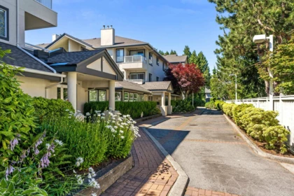 112 15272 20 Avenue, Surrey, BC