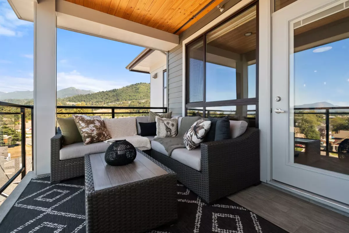 Basement Recreation Room Photo of 610 6045 Chilliwack River Road, Chilliwack, BC