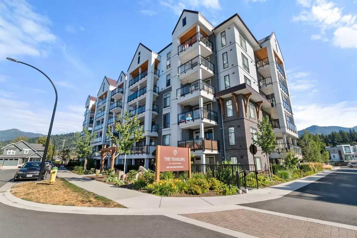Garage Interior Photo of 610 6045 Chilliwack River Road, Chilliwack, BC