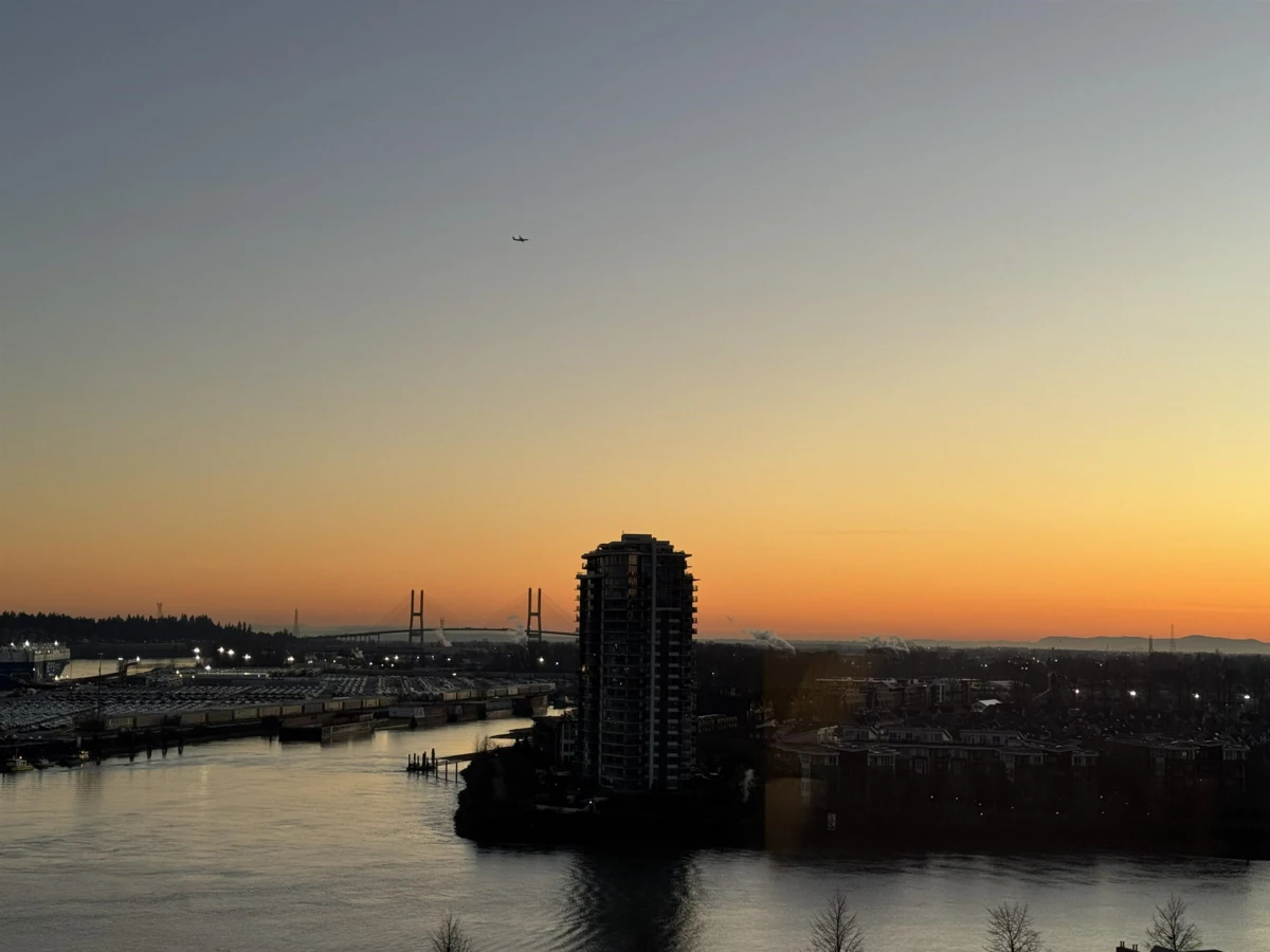 Entry Foyer Photo of 1602 1135 Quayside Drive, New Westminster, BC