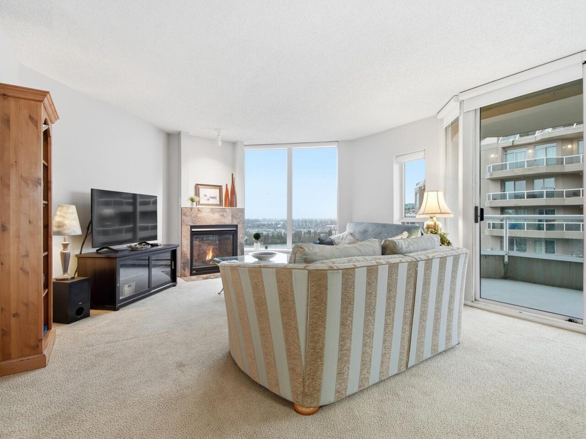 Exterior Rear Photo of 1602 1135 Quayside Drive, New Westminster, BC