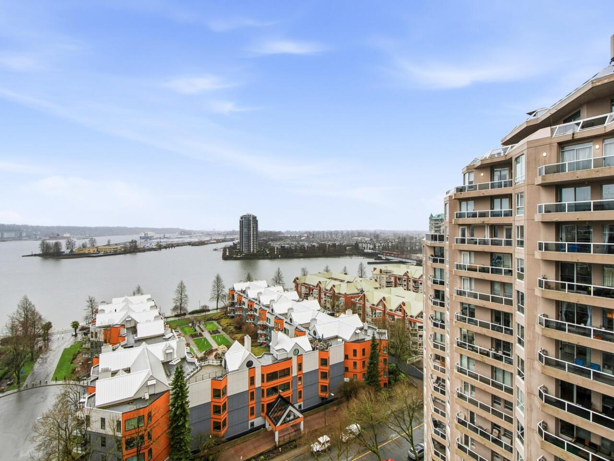 Laundry Room Photo of 1602 1135 Quayside Drive, New Westminster, BC