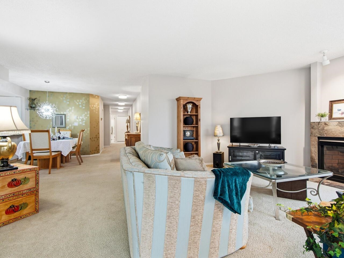 Living Room Photo of 1602 1135 Quayside Drive, New Westminster, BC