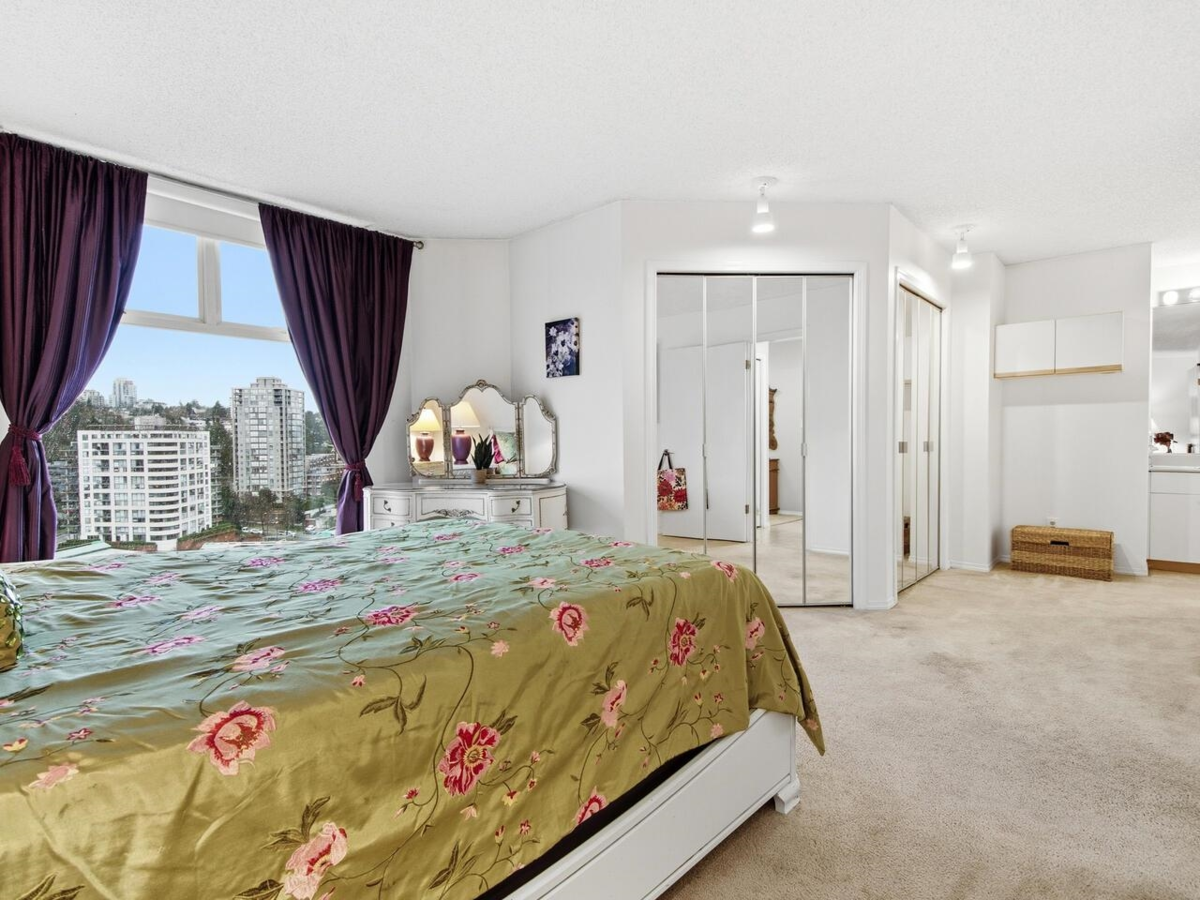 Primary Bathroom Photo of 1602 1135 Quayside Drive, New Westminster, BC