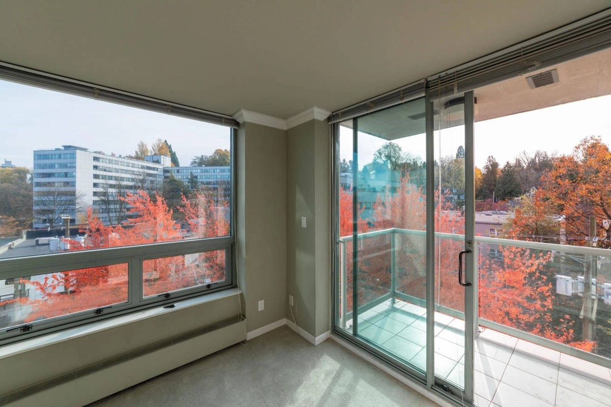 Primary Bathroom Photo of 602 1550 W 15th Avenue, Vancouver, BC