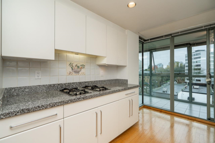 602 1550 W 15th Avenue, Vancouver, BC