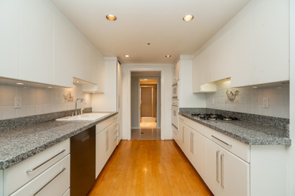 Kitchen Photo of 602 1550 W 15th Avenue, Vancouver, BC