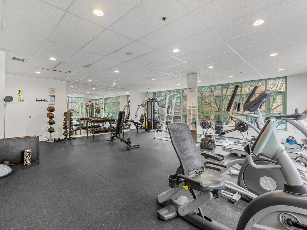 Laundry Room Photo of 1007 1188 Howe Street, Vancouver, BC