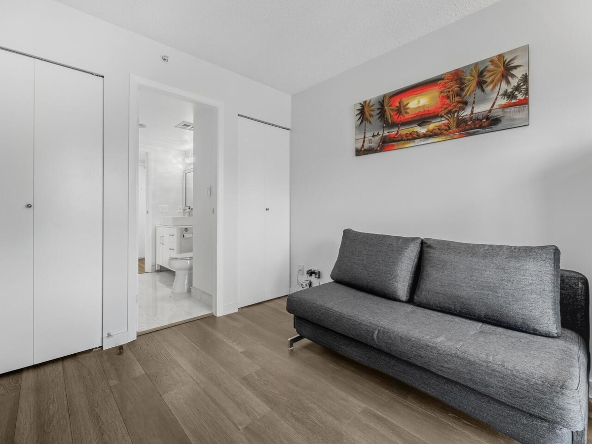 Office / Den Photo of 1007 1188 Howe Street, Vancouver, BC